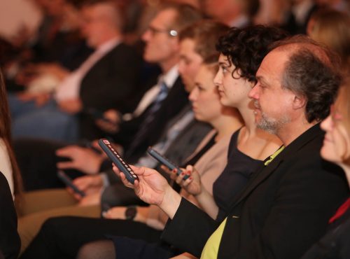 Der Hauptpreis wurde mittels Saal-Voting ermittelt.